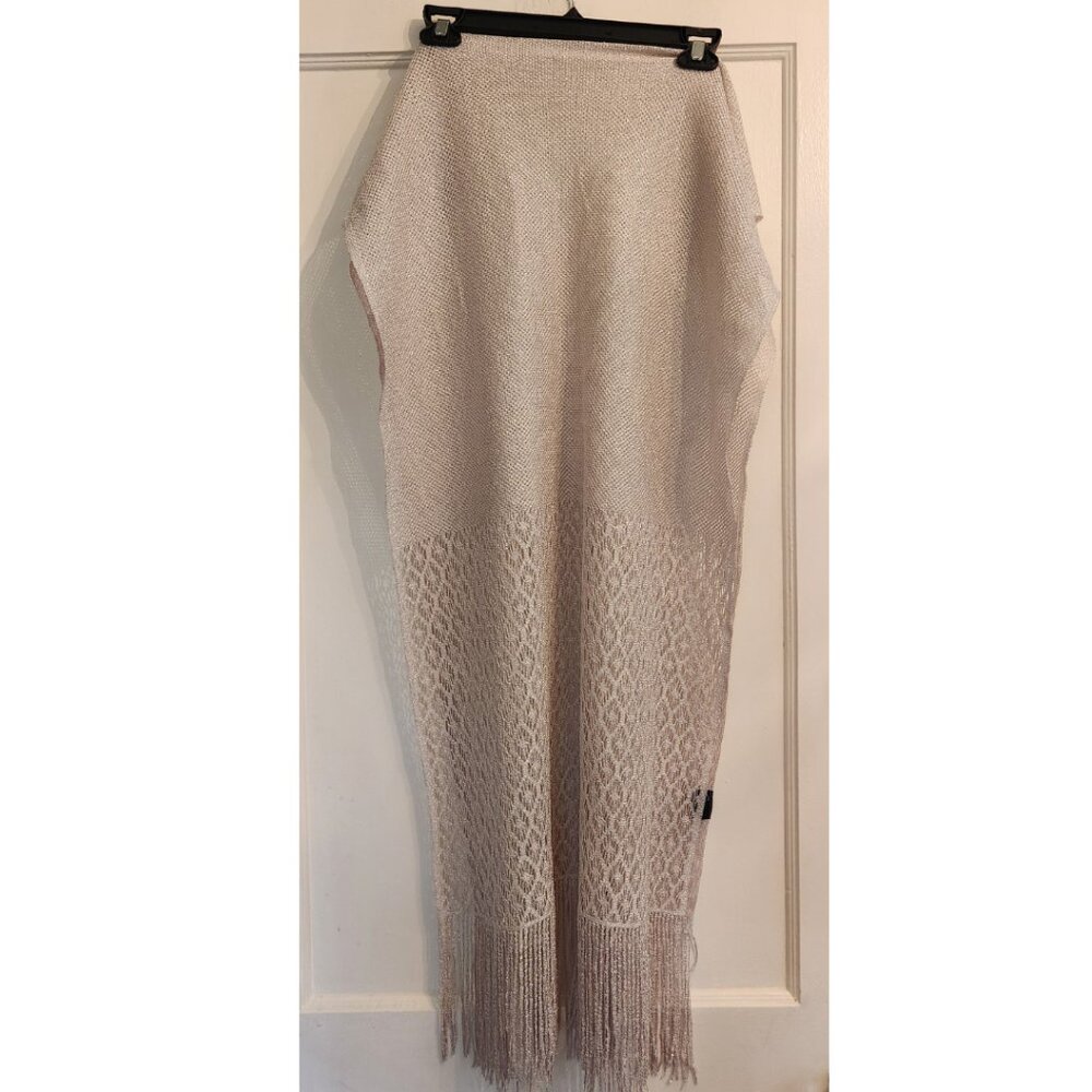 Ceijo Tasseled Shimmer Sliver Scarf